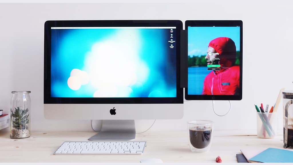 Miniature de la vidéo du projet PIXO – Magnetic tablet mount for desktop computers